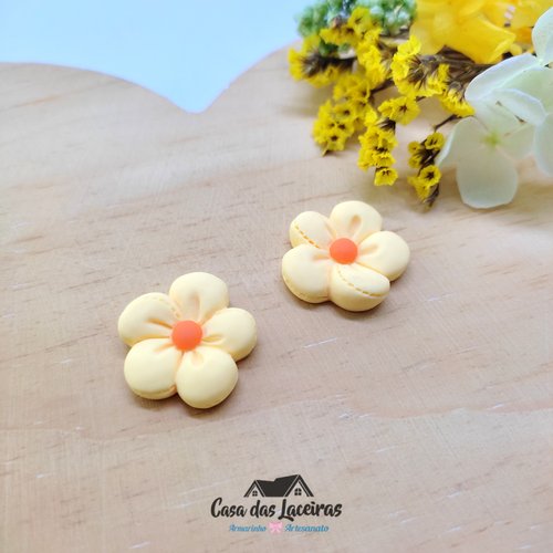 Aplique Resina - Flor Pesponto Creme - 2 Unidades